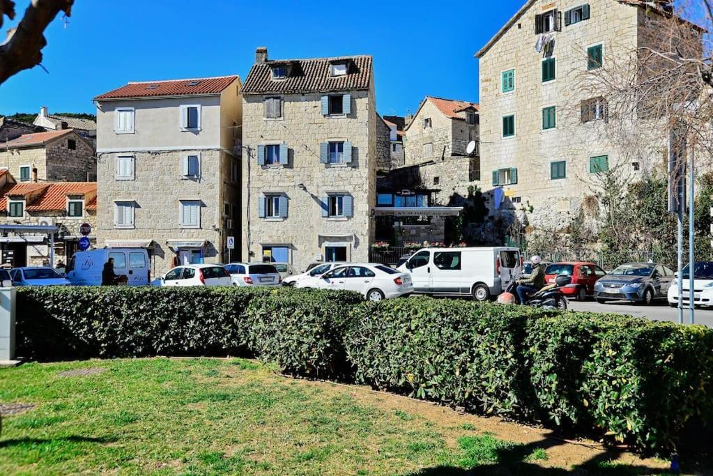 Apartments Toma Split Buitenkant foto